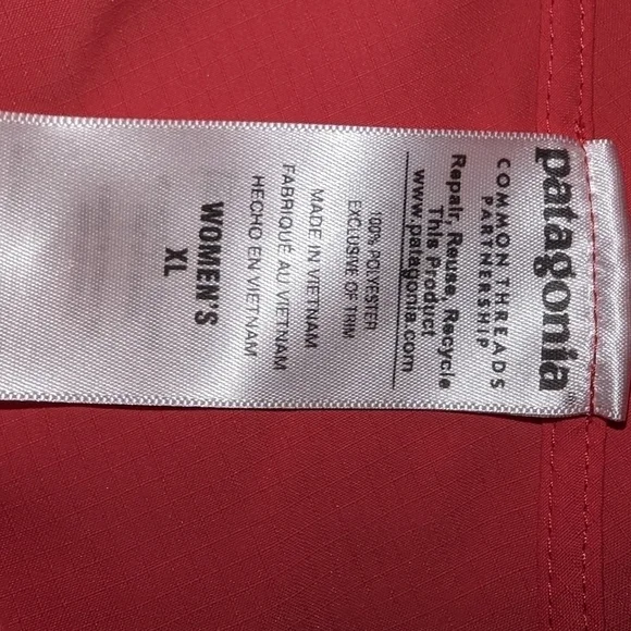 Patagonia Long Sleeved Sol Patrol Shirt, Pink, size extra large XL Patagonia - Picture 11 of 12